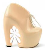 Zapato Thorn de Iris Van Herpen y United Nude
